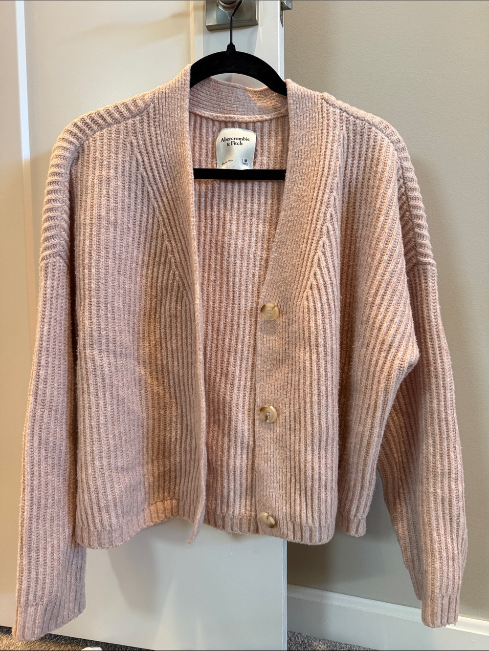 Abercrombie & Fitch Ribbed Cardigan in Pink Size Medium Like New